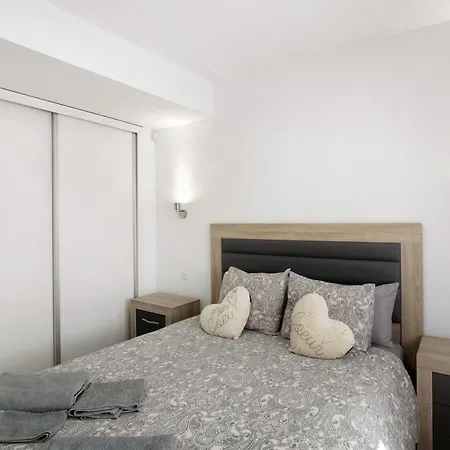 Lovely Paola Apartamento *